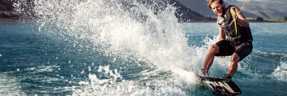 Photo Wakeboarder jumping